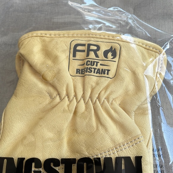NWT Youngstown Glove Company Size Small Glove FR Ground - Picture 3 of 6